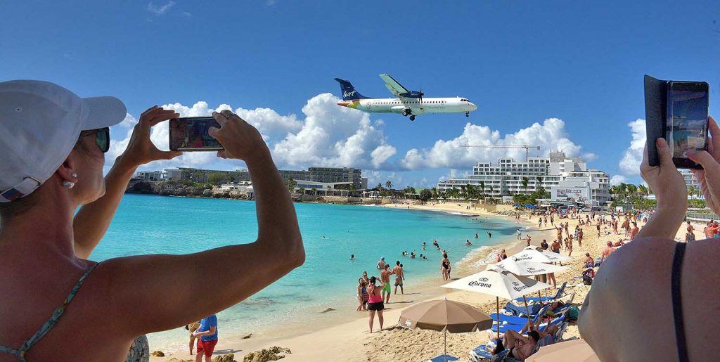 Liat Airlines landing over Maho Beach